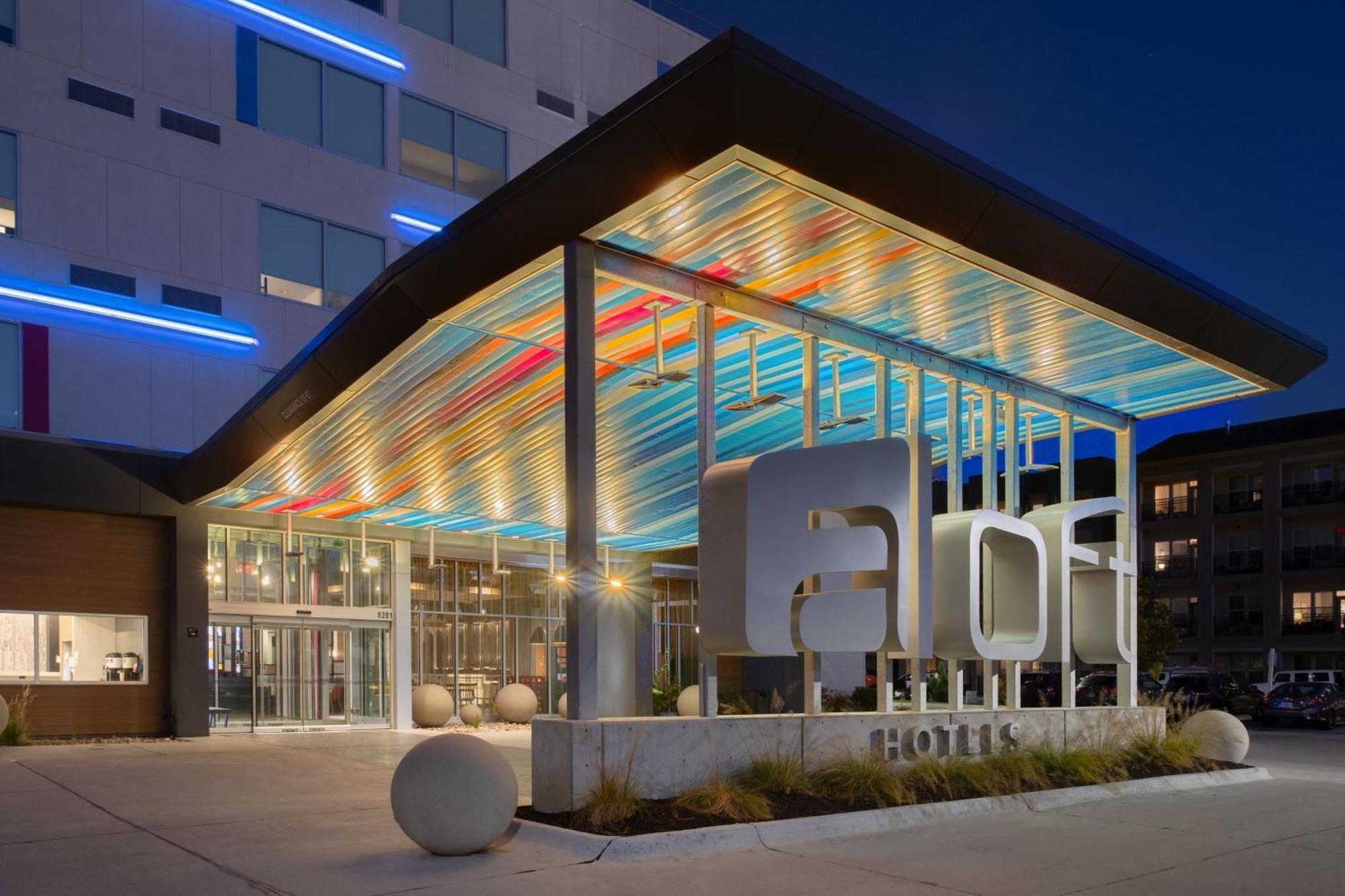 Aloft Omaha Aksarben Village Екстериор снимка